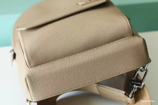 LOUIS VUITTON Pilot Slingbag 0613